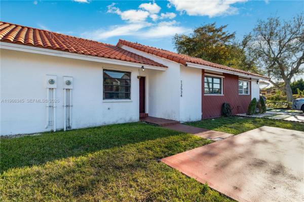 Velpa, 13534 SW 59th Ter, Kendale Lakes, Florida 33183, image 3