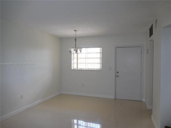 Biscayne Lake Gardens, 2810 NE 201st Ter #G330, Aventura, Florida 33180, image 1