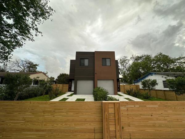 Hildamere, 1074 NW 61st St #B, Miami, Florida 33127, image 1