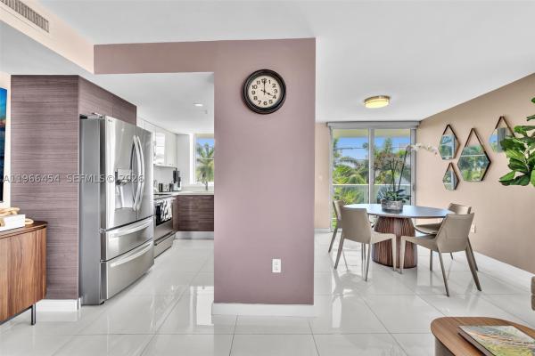Harbour Park, 9901 E Bay Harbor Dr #403, Bay Harbor Islands, Florida 33154, image 2