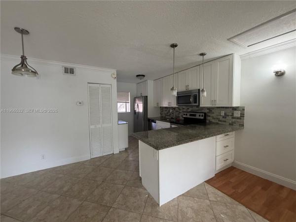 The Gardens North At Palm-Aire, 104 Gardens Dr #203, Pompano Beach, Florida 33069, image 2