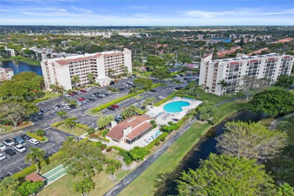 Huntington Lakes 1, 14475 Strathmore Ln #406, Delray Beach, Florida 33446, image 1