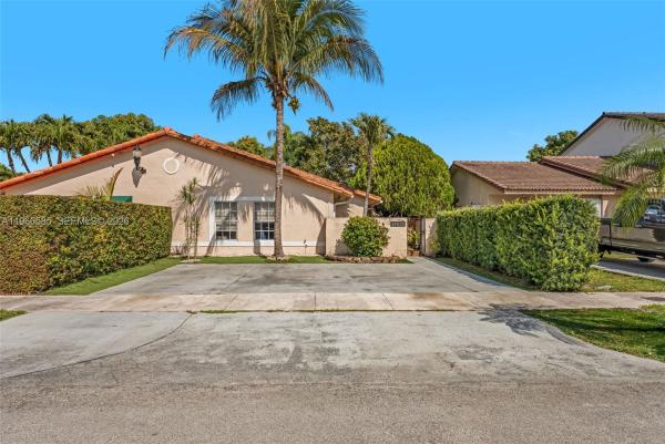 14813 SW 81st St #A, Kendall West, Florida 33193, image 3