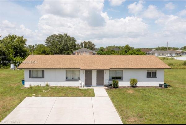 132/134 Gordon Ave S, Lehigh Acres, Florida 33973, image 1