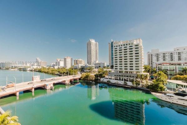 Spear At Aqua, 6103 Aqua Ave #702, Miami Beach, Florida 33141, image 3