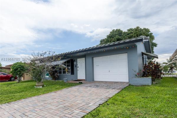 Green Haven 12, 5715 NW 85th Ave, Tamarac, Florida 33321, image 1