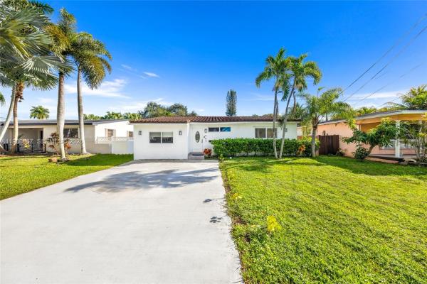 Park Road Manor, 907 N Park Rd, Hollywood, Florida 33021, image 2