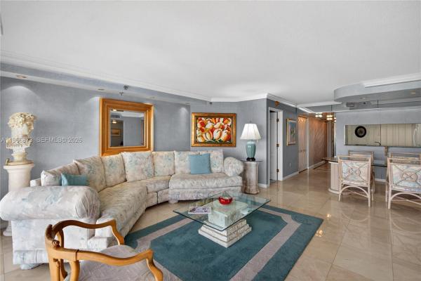 L´Excellence, 5757 Collins Ave #1902, Miami Beach, Florida 33140, image 1