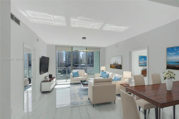 The Ivy At Riverfront, 90 SW 3rd St #1602, Miami, Florida 33130, image 1