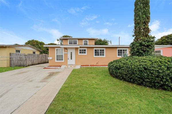 Roosevelt Estates, 1443 7th St, West Palm Beach, Florida 33401, image 1