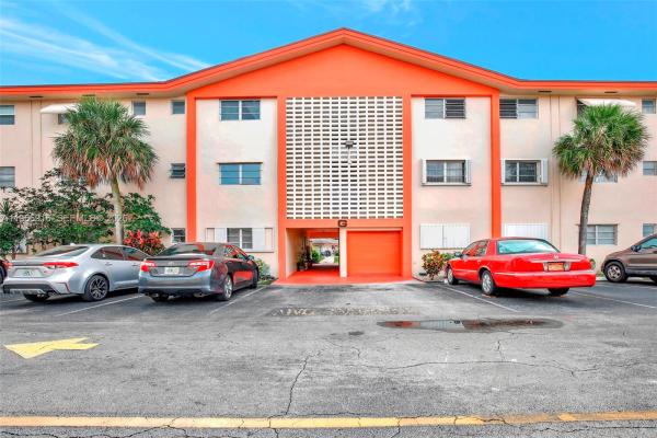 Beverly Hills, 5300 Washington St #127G, Hollywood, Florida 33021, image 2