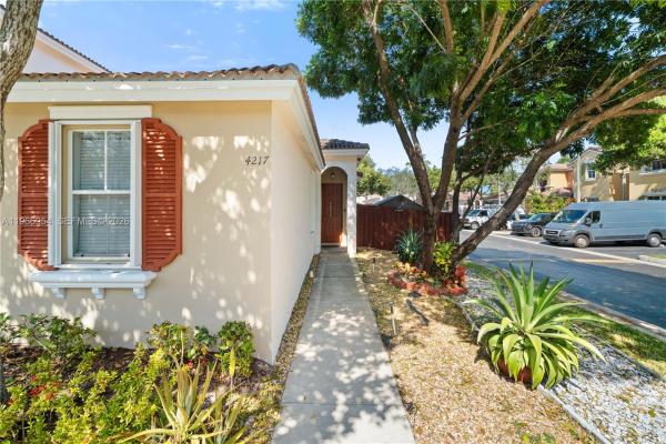 Marbella Cove, 4217 NE 22nd Dr, Homestead, Florida 33033, image 3