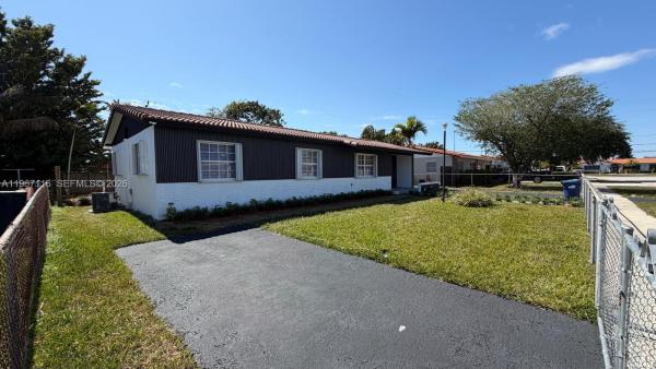 Town Park Heights, 9620 SW 9th Ter, Westchester, Florida 33174, image 3
