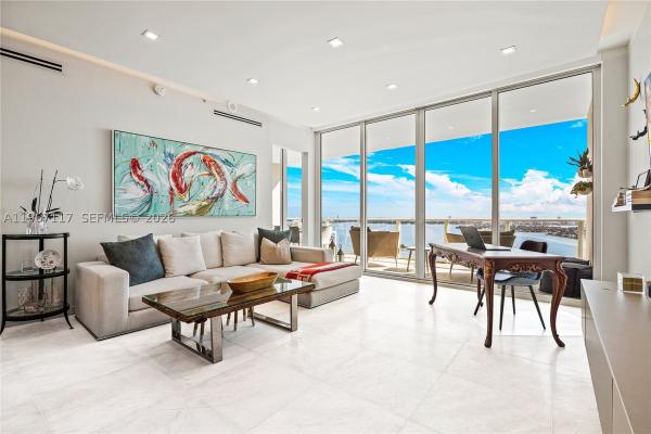 Paramount Bay, 2020 N Bayshore Dr #3407, Miami, Florida 33137, image 2