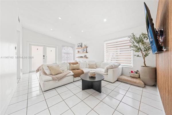 Berkshire, 8865 NW 110th St, Hialeah Gardens, Florida 33018, image 3