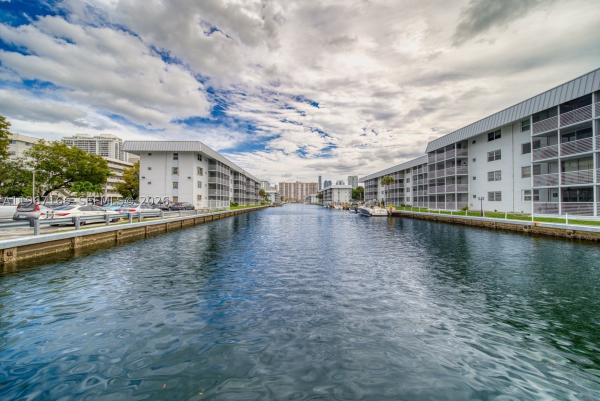 Eden Isles, 3849 NE 169th St #412, North Miami Beach, Florida 33160, image 3