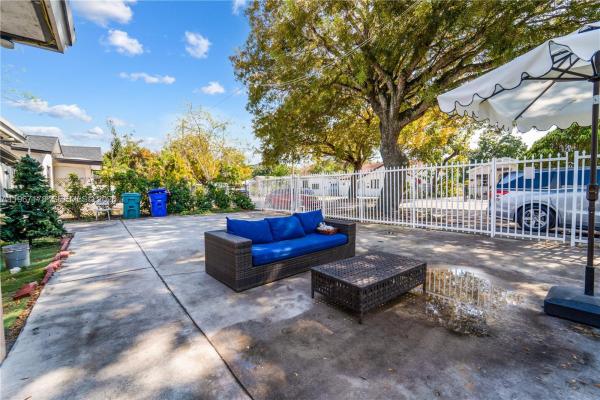 Orchard Villa, 1371 NW 59th St, Miami, Florida 33142, image 2