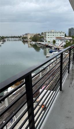 Byron Marina, 8100 Byron Ave #303, Miami Beach, Florida 33141, image 1