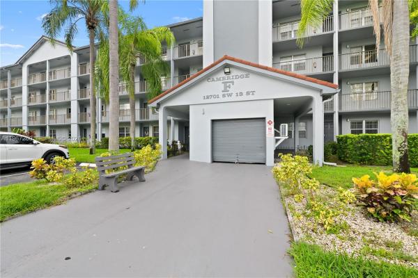 Cambridge At Century Village, 12701 SW 13th St #314F, Pembroke Pines, Florida 33027, image 1