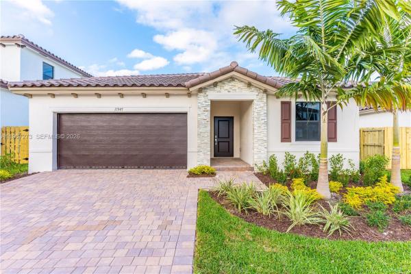 Corsica, 11947 SW 241st Ter, Princeton, Florida 33032, image 2