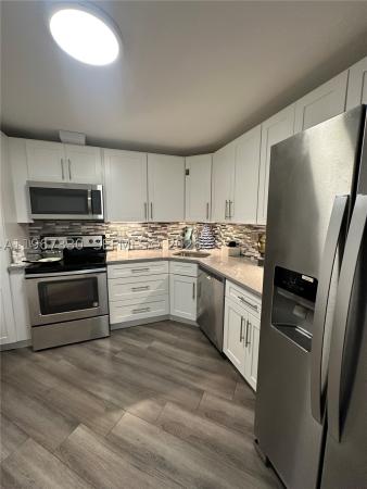 Commodore Plaza Tower, 2750 NE 183rd St #PH-07, Aventura, Florida 33160, image 2