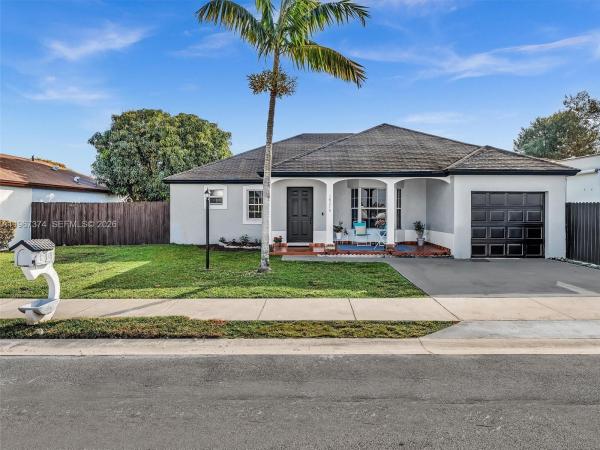 18379 SW 138th Pl, Unincorporated Dade County, Florida 33177, image 1