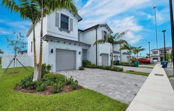 Viewpoint At Vista Lago, 20366 NW 4th Path, Miami Gardens, Florida 33169, image 1