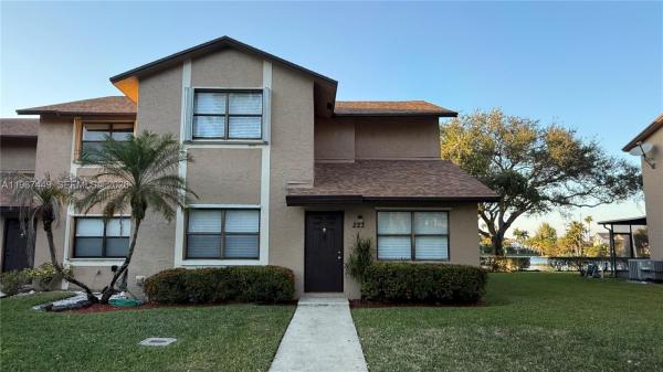 Westwind Commons, Sunrise, Florida 33326, image 1