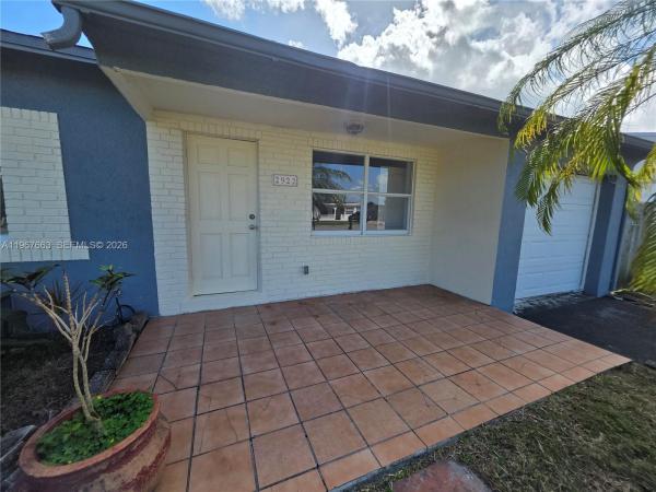 Hollywood Little Ranches, 2922 Madison St, Hollywood, Florida 33020, image 2