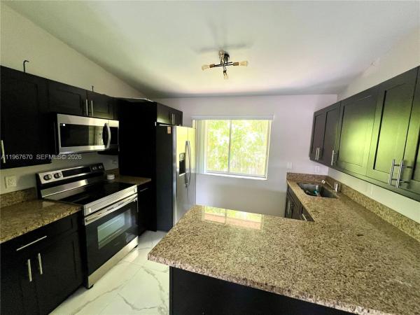 Doral Court, 8027 Lake Dr #201, Doral, Florida 33166, image 1