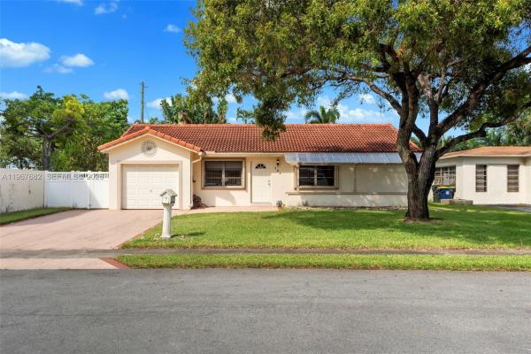 Poinciana Park, 101 NE 2nd Pl 0, Dania Beach, Florida 33004, image 1