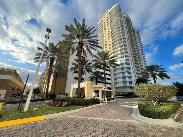 Duo West, 1745 E Hallandale Beach Blvd #501W, Hallandale Beach, Florida 33009, image 1
