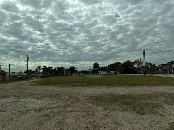 Homestead No HOA, Sw 4th St Sw 12th Ave, Homestead, Florida 33030, image 2