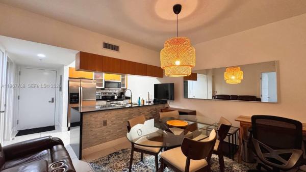 Opera Tower, 1750 N Bayshore Dr #1810, Miami, Florida 33132, image 1