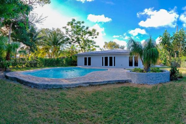 Ludlum Estates, 6634 SW 76th Ter, South Miami, Florida 33143, image 3