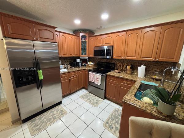 Minerva Place, 3625 SW 6th St, Miami, Florida 33135, image 3