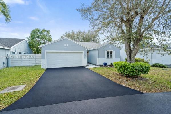 14270 SW 145th Ter, Unincorporated Dade County, Florida 33186, image 1