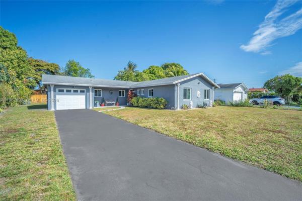 Flair, 4401 NW 14th St, Lauderhill, Florida 33313, image 1