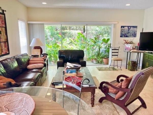 Palmbrooke Townhomes, 4619 Palmbrooke Cir, West Palm Beach, Florida 33417, image 1