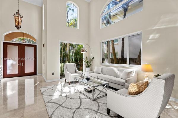 Sunshine Vistas, 4125 Poinciana Ave, Miami, Florida 33133, image 3