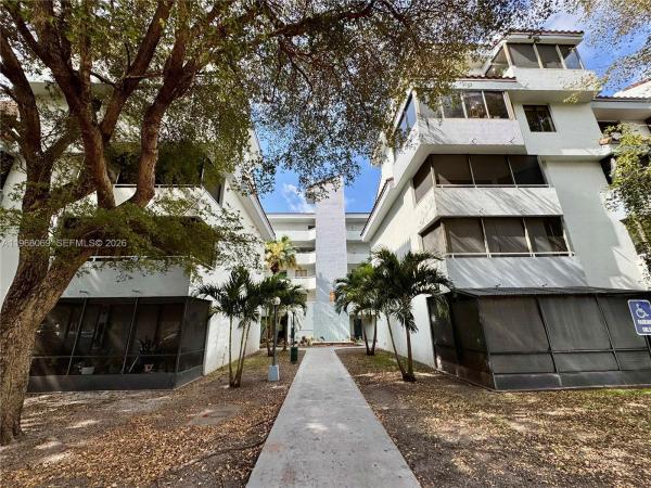 Verabella Falls, 8335 SW 152nd Ave #B-408, Kendall West, Florida 33193, image 3