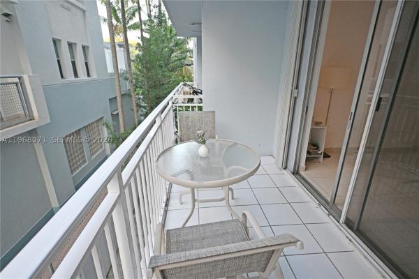 Lenox View, 947 Lenox Ave #203, Miami Beach, Florida 33139, image 2
