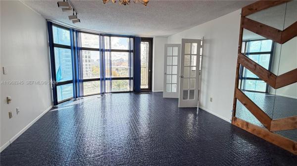 Bonavida, 20100 W Country Club Dr #807, Aventura, Florida 33180, image 1