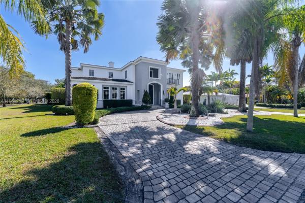 Guma, 12755 SW 57th Ave, Coral Gables, Florida 33156, image 2