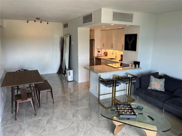 Miami, Florida 33138, image 1