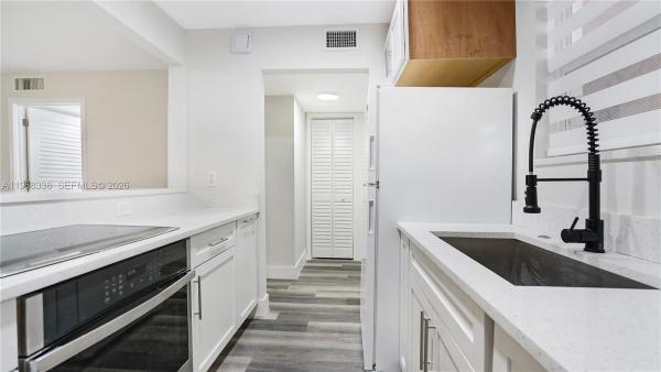 Mariposa Manor, 1235 Mariposa Ave #1, Coral Gables, Florida 33146, image 3