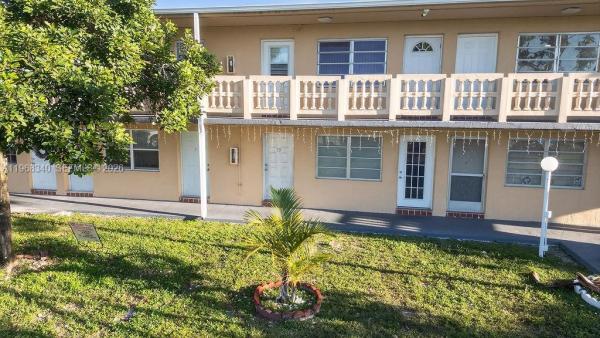 Ro-Mont South, 20311 NE 2nd Ave #15, Ives Estates, Florida 33179, image 1