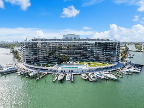 King Cole, 900 Bay Dr #125, Miami Beach, Florida 33141, image 3