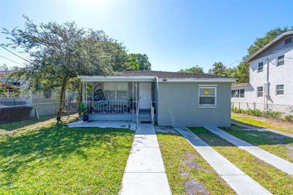 Seminole Lawn, 3364 NW 51st Ter, Brownsville, Florida 33142, image 2