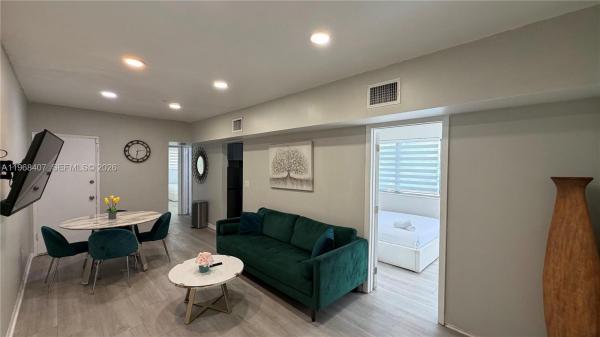 Bay Harbor Islands Residential, 10000 E Bay Harbor Dr #14, Bay Harbor Islands, Florida 33154, image 1